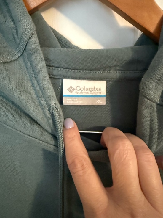 Columbia Men's Hoodie in Slate Teal with Yellow Logo - Picture 3 of 5